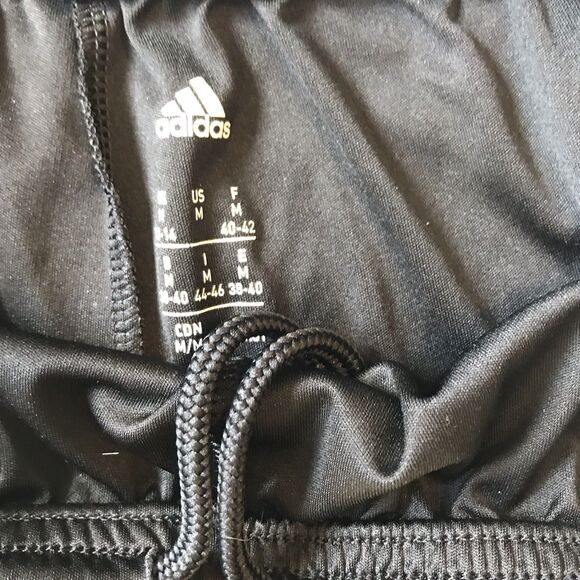 Adidas Women's Regista 16 Climacool Shorts Size M Medium Black White Soccer EUC - Picture 3 of 12